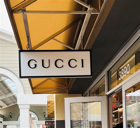 zonnebril mannen gucci|Gucci Livermore Outlet.